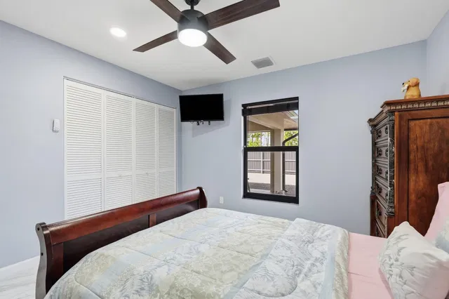 Residence photo 53