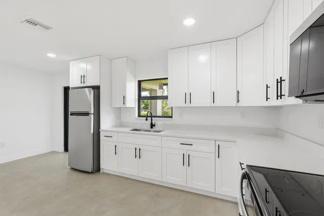 Residence photo 61