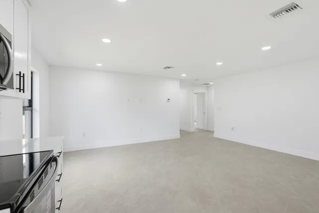 Residence photo 62