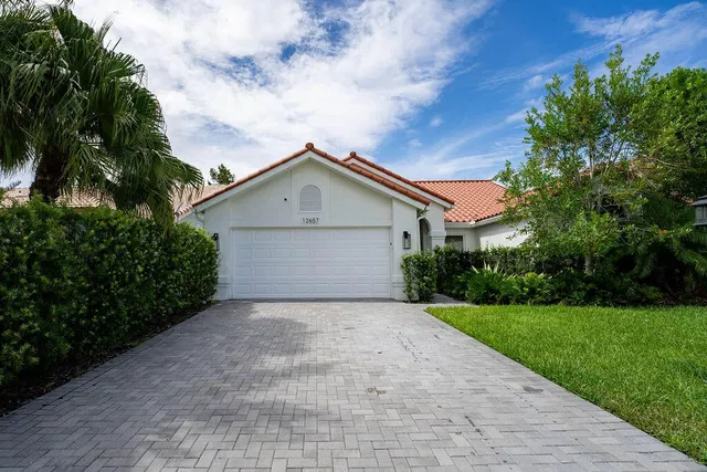  Residence photo 6
