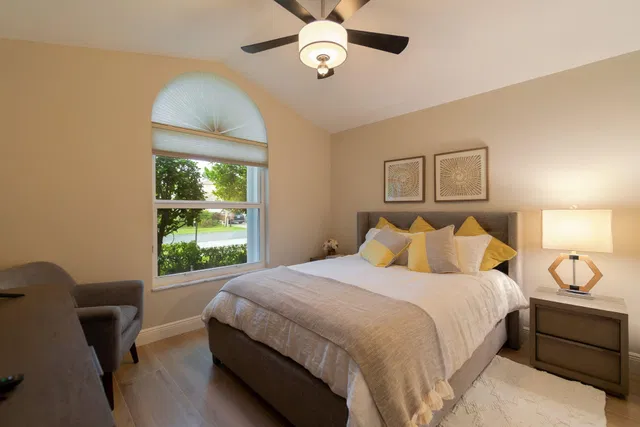  Residence photo 24