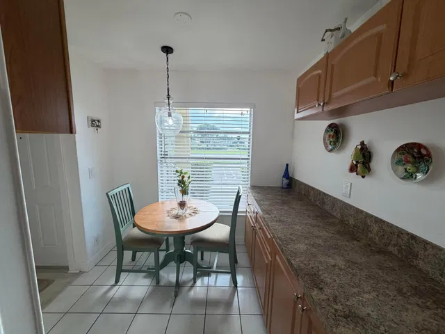 Unit 104 photo 11