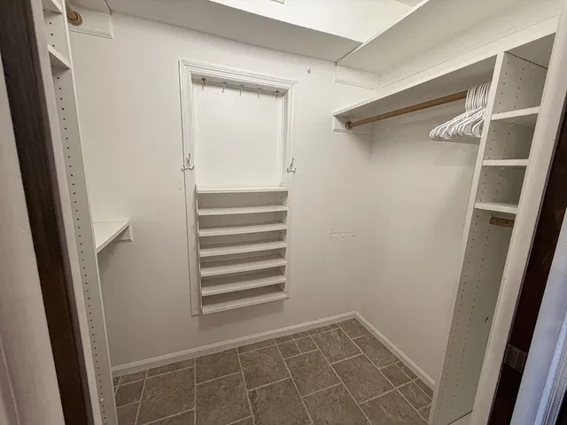 Unit 802 photo 32