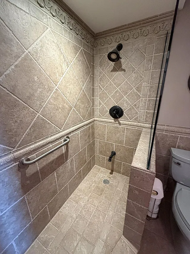 Unit 802 photo 35
