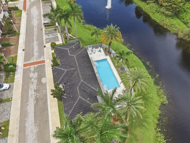 Residences at Midtown Palm Beach Gardens Residence photo 21