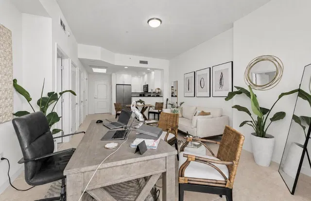 One City Plaza Unit 1123 photo 11