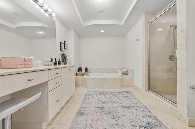 One City Plaza Unit 1123 photo 18