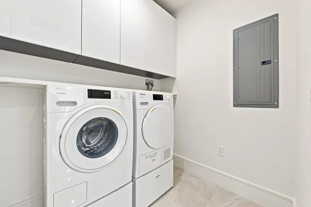 Nautilus 220 Unit 1407 photo 29