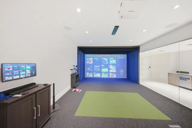 Nautilus 220 Unit 1407 photo 40