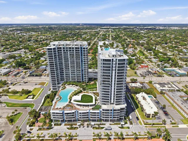 Nautilus 220 Unit 1407 photo 49