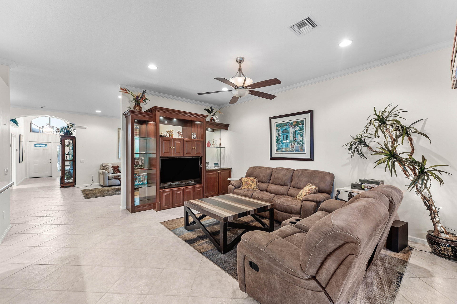  Residence photo 11