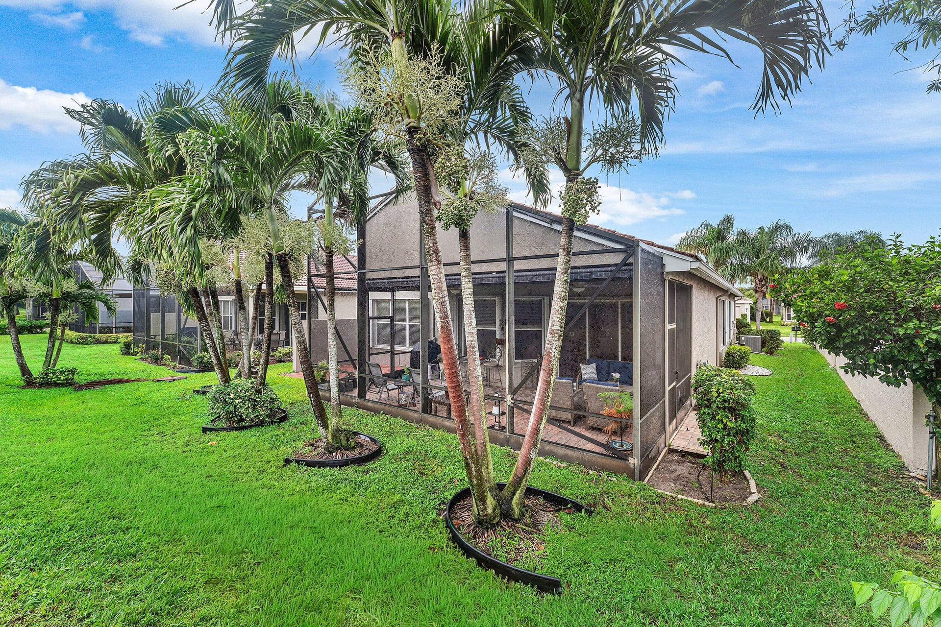  Residence photo 32