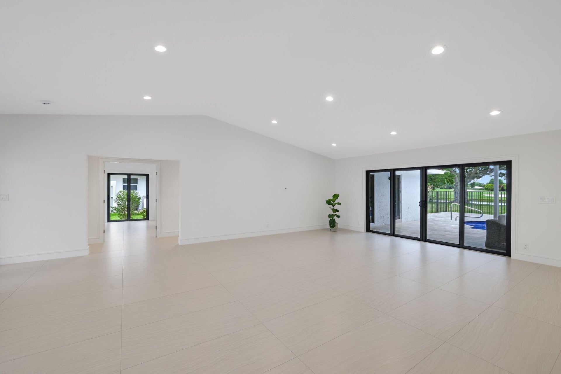 Residence photo 11