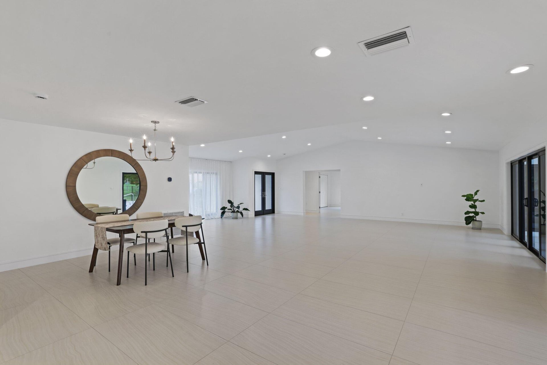 Residence photo 24