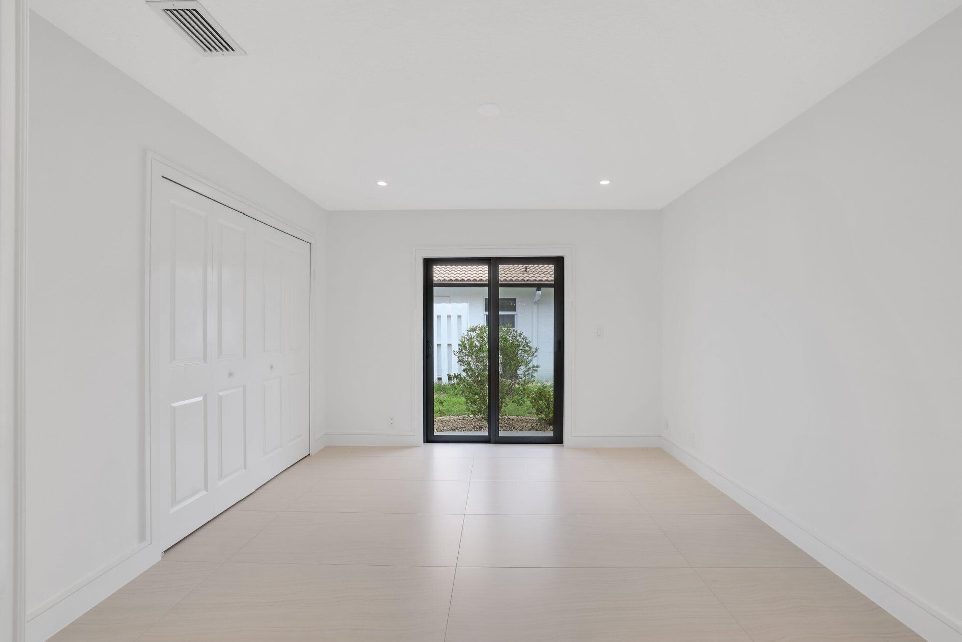 Residence photo 34