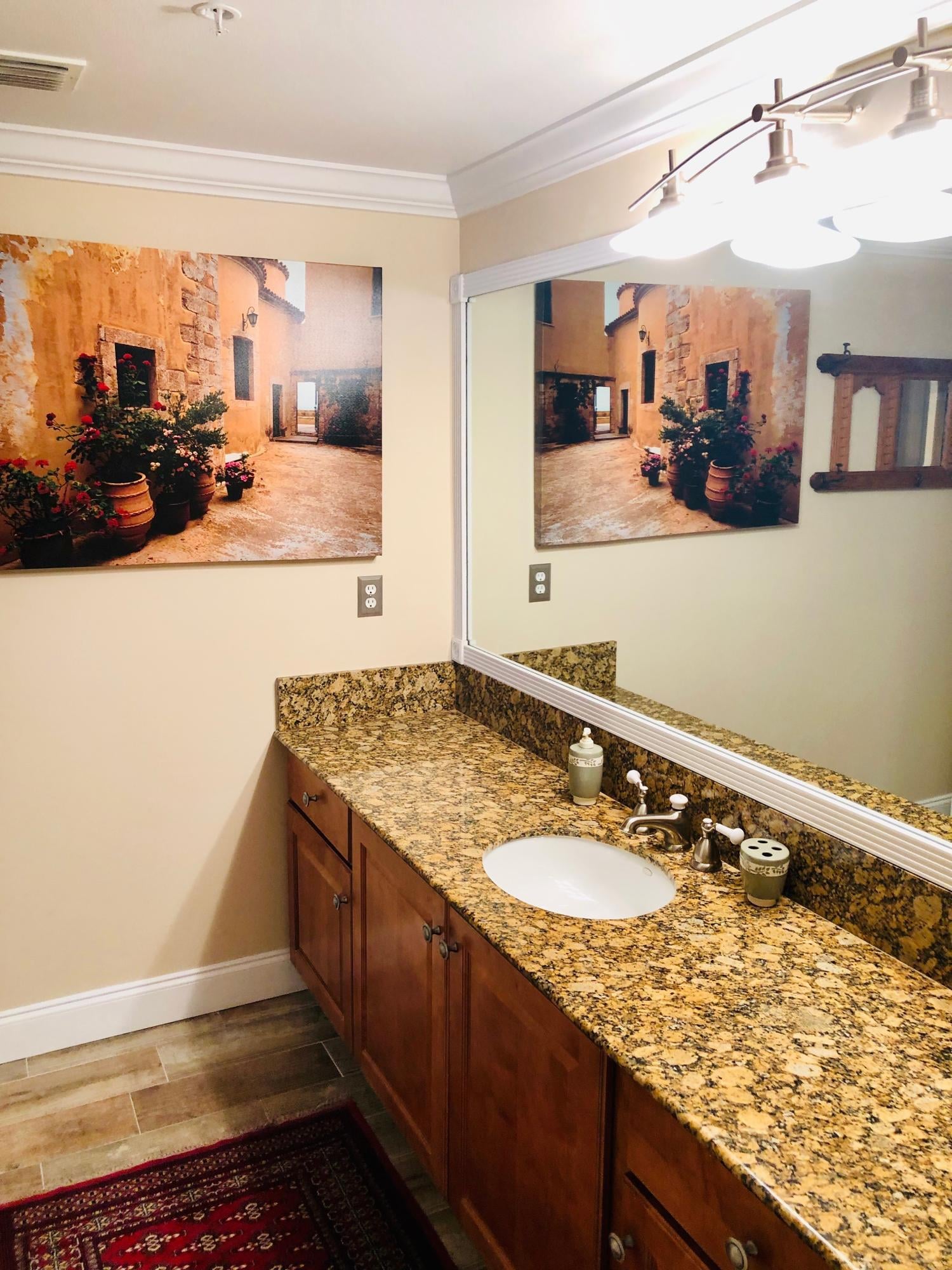  Residence photo 17