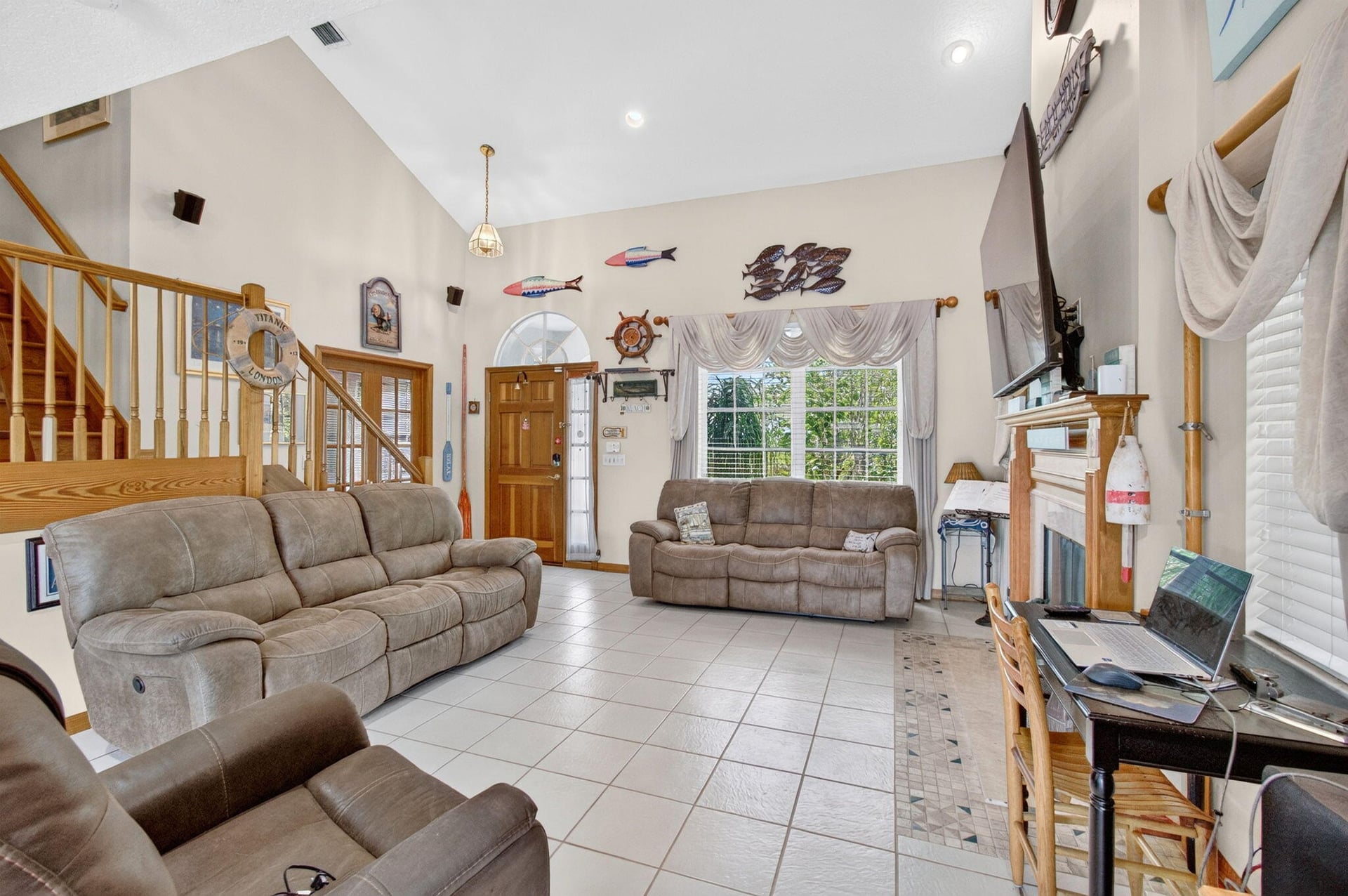 Residence photo 9