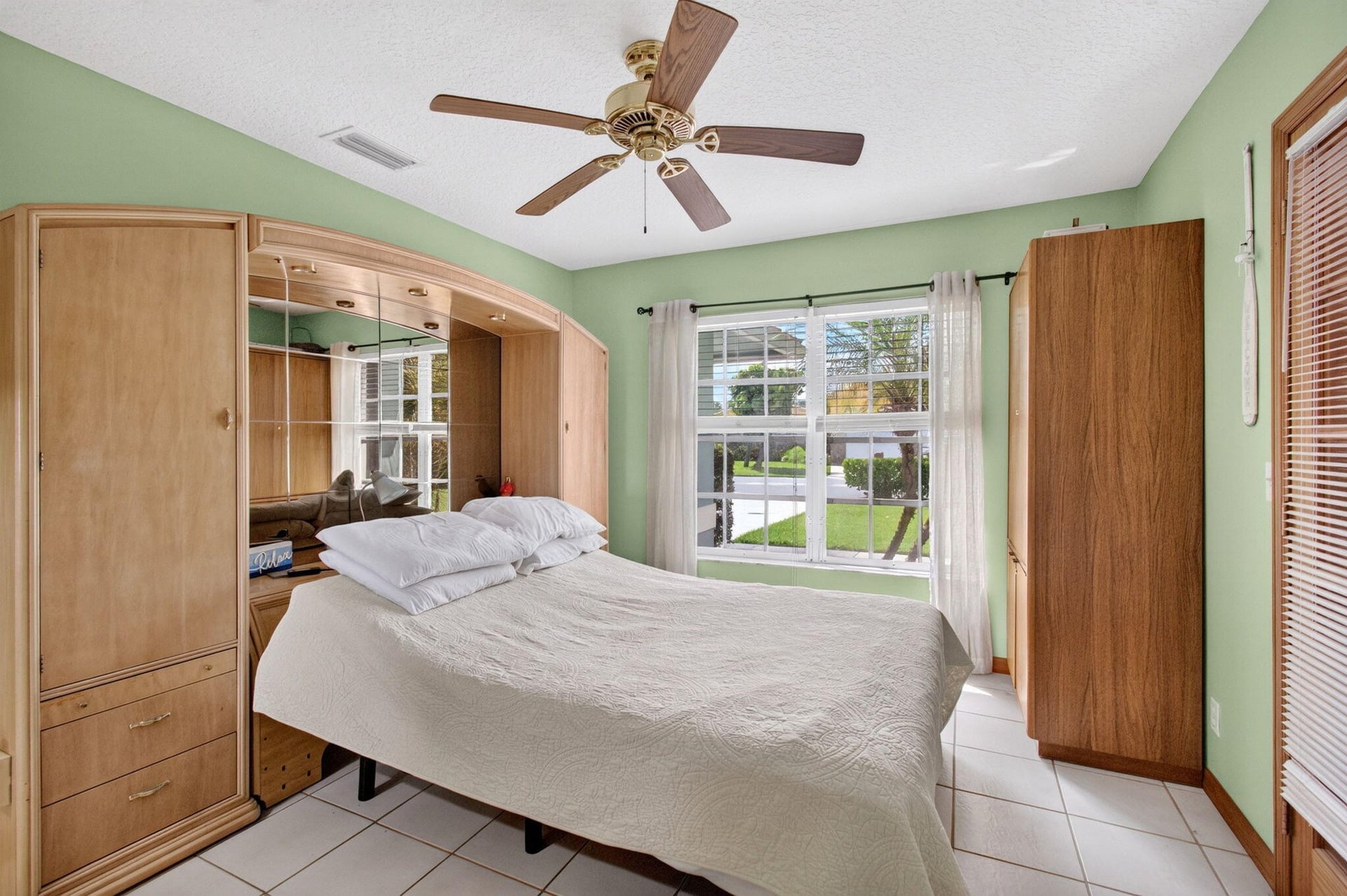 Residence photo 16