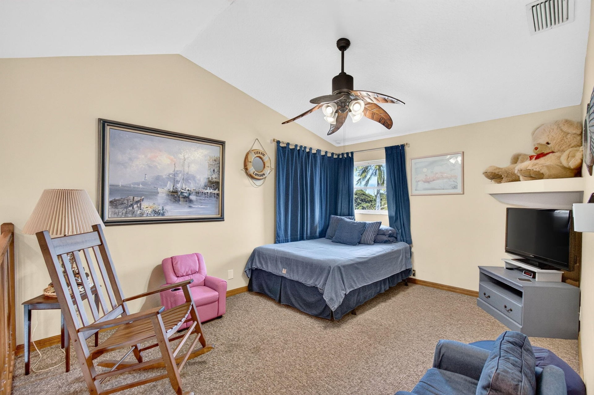 Residence photo 20