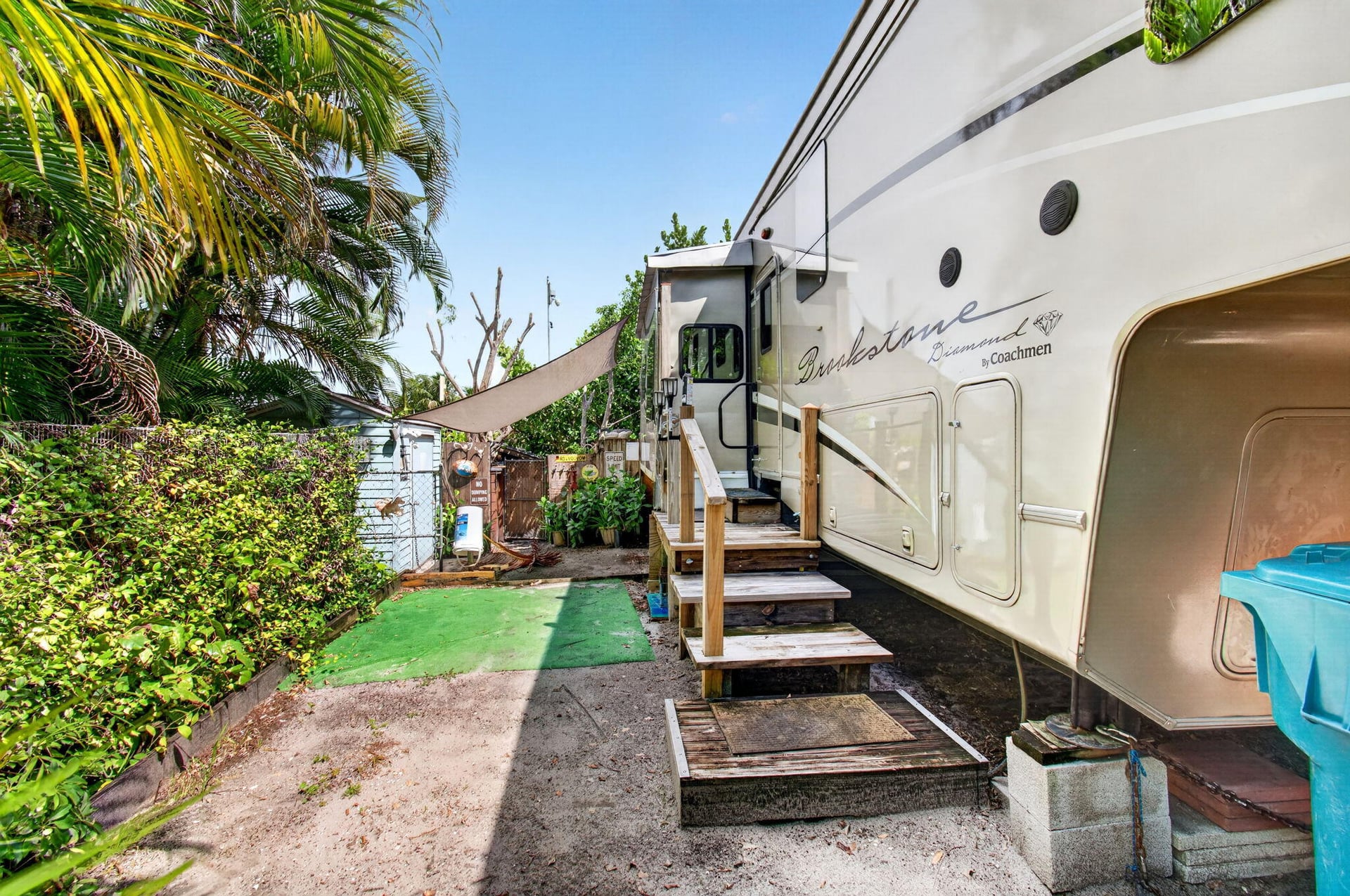 Residence photo 52