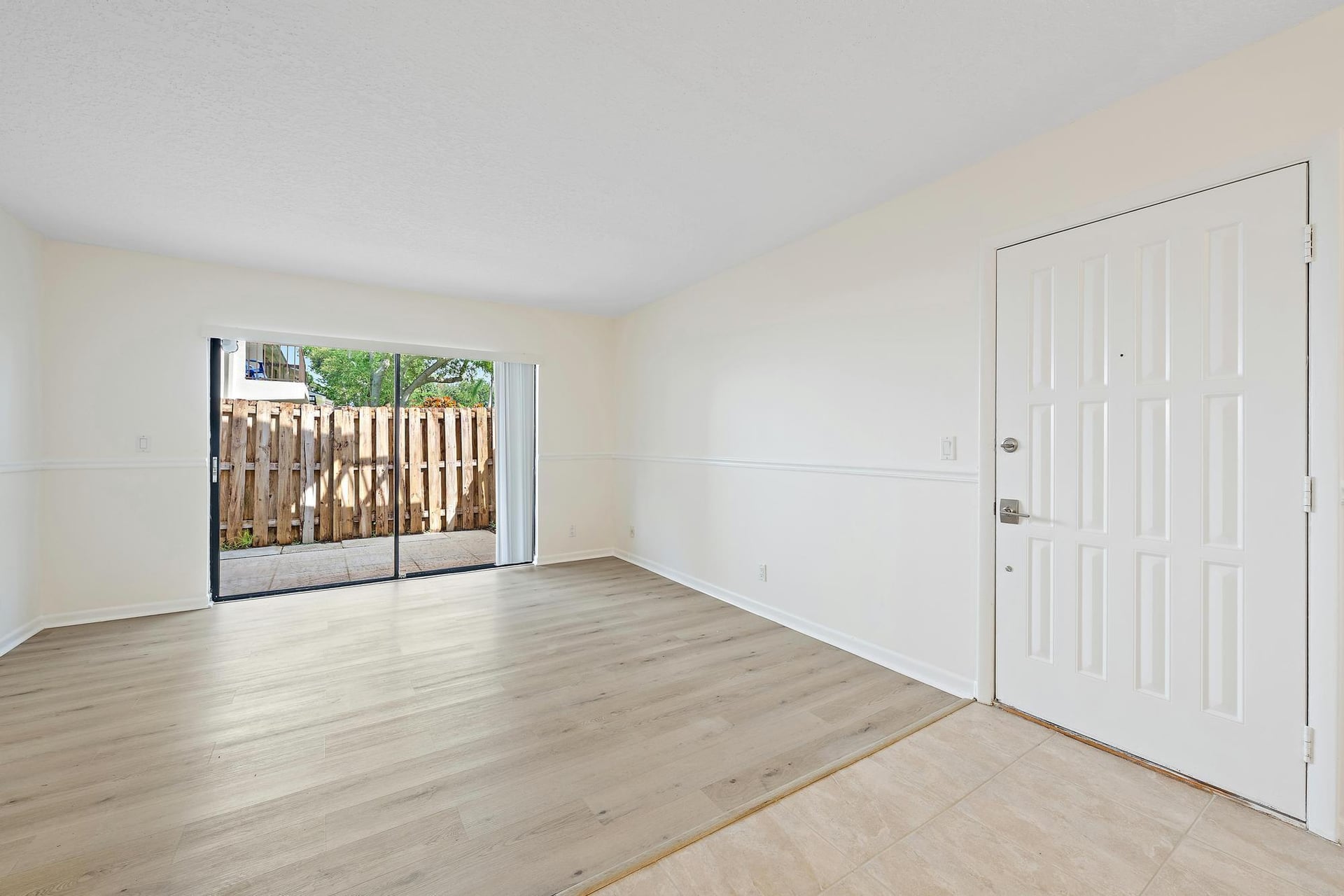  Unit 21A photo 4