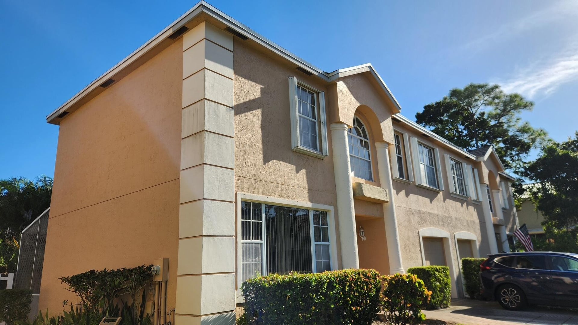 Residence photo 2