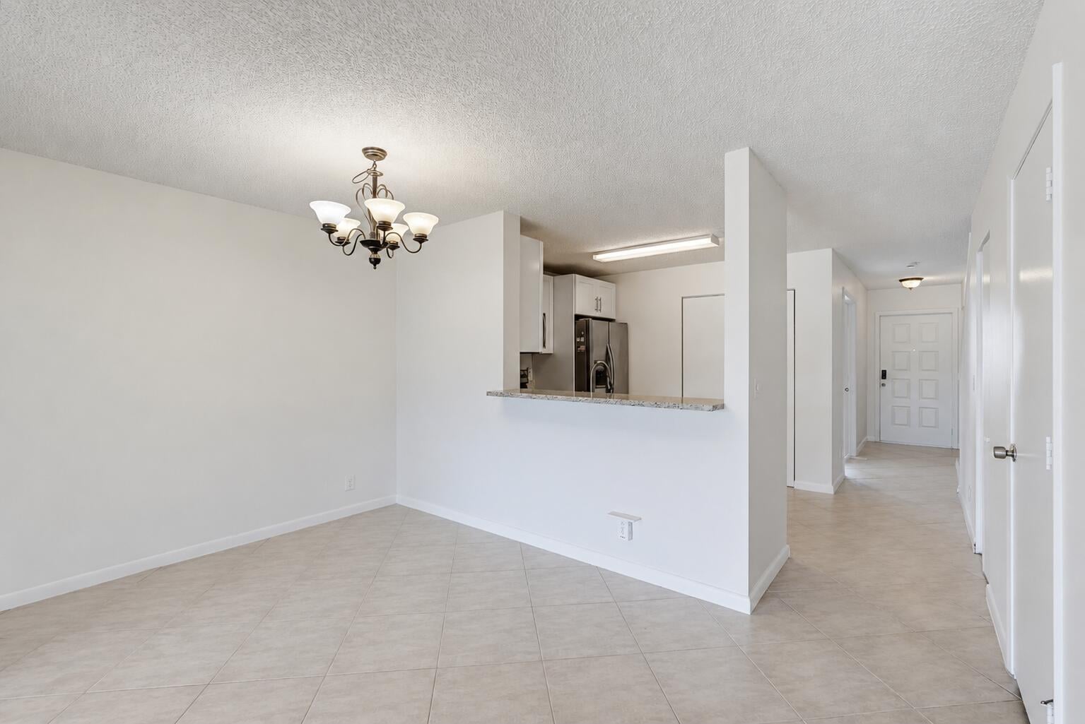 Residence photo 11