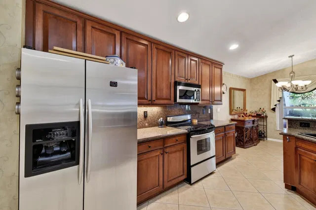 Residence photo 9