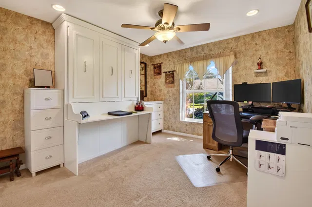 Residence photo 14