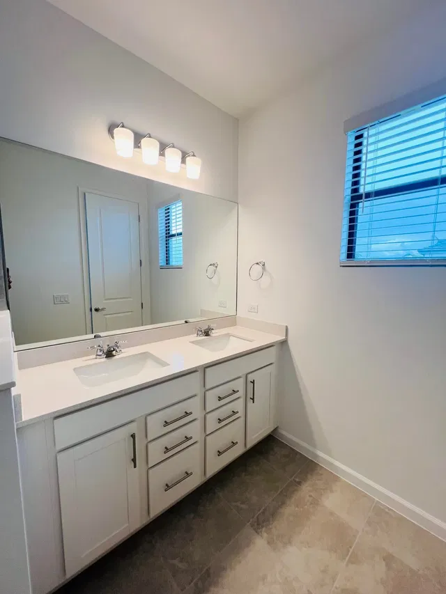  Residence photo 17