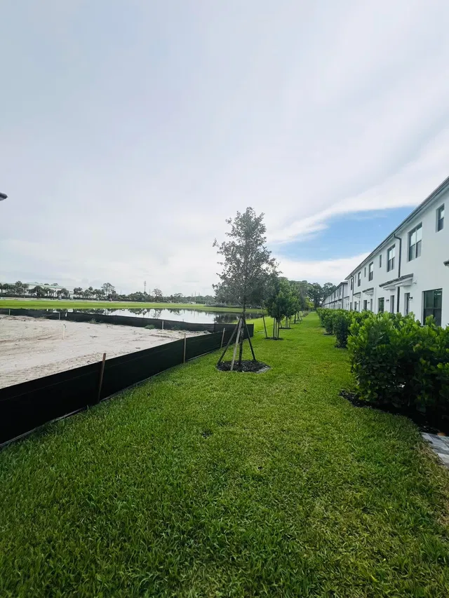 Residence photo 30
