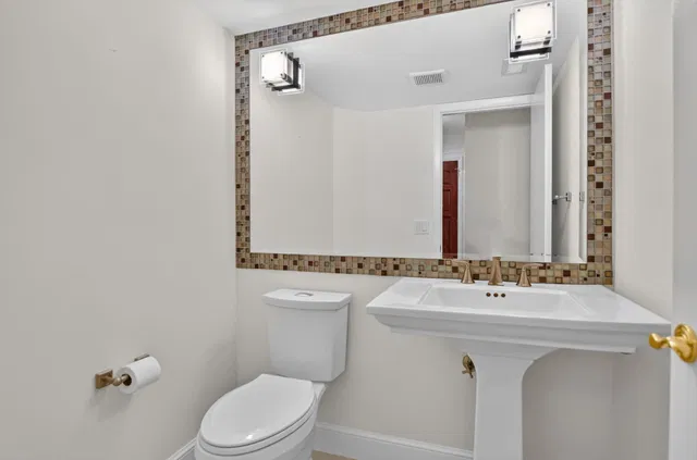 Residence photo 10