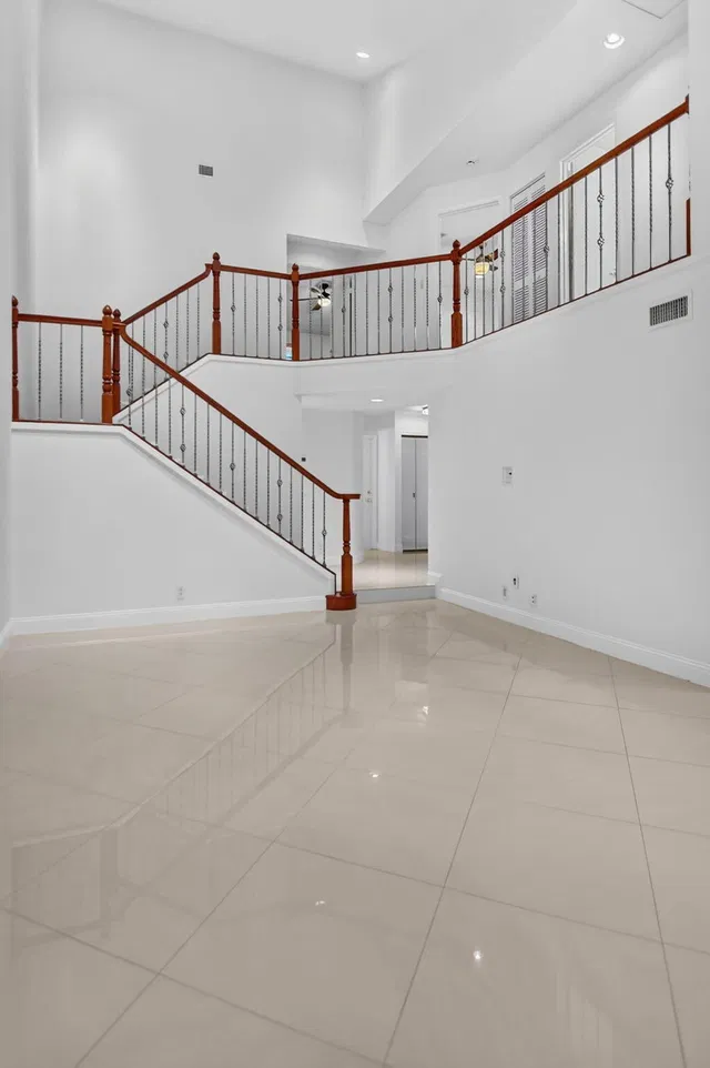  Residence photo 19