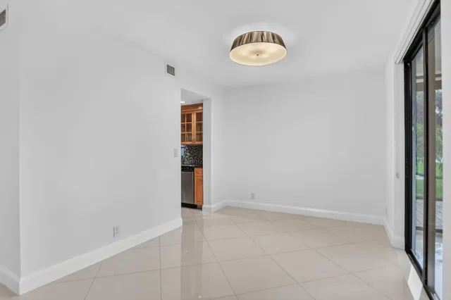  Residence photo 28