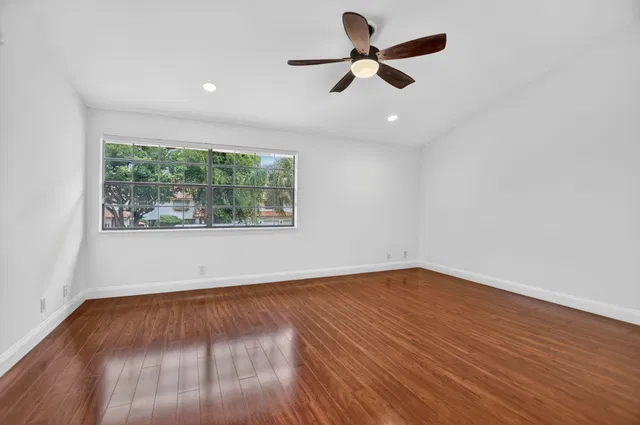  Residence photo 31
