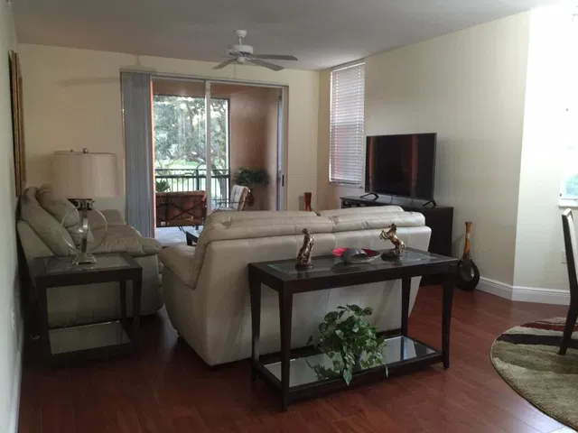  Unit 208 photo 5