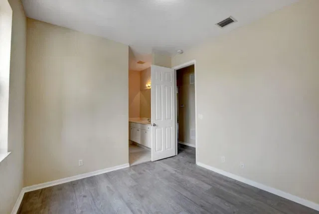 Residence photo 23