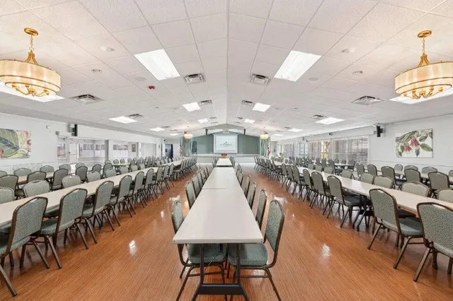  Residence photo 16