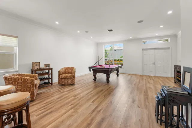  Residence photo 6