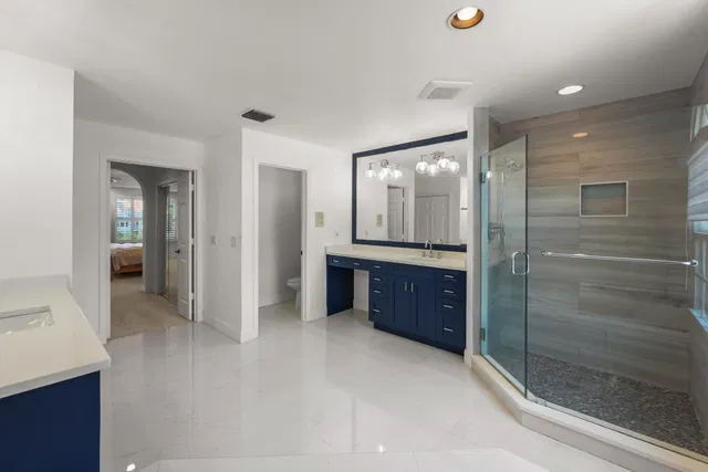  Residence photo 33
