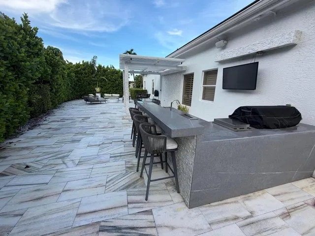 Woodfield Country Club Residence photo 6
