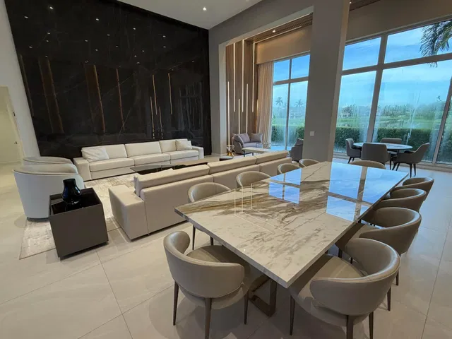 Woodfield Country Club Residence photo 10