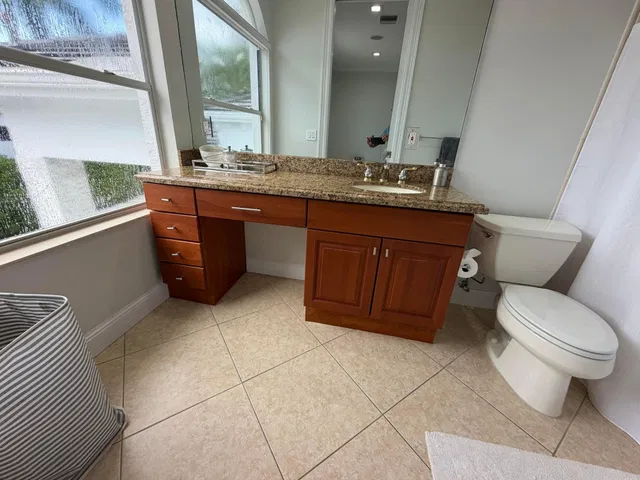 Woodfield Country Club Residence photo 23
