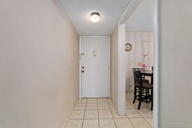 Unit 307 photo 17