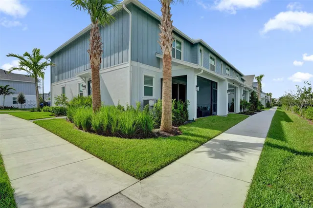 Residence photo 5