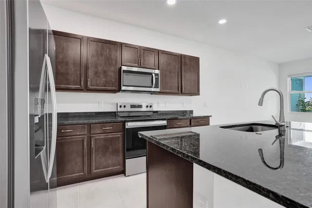 Residence photo 11