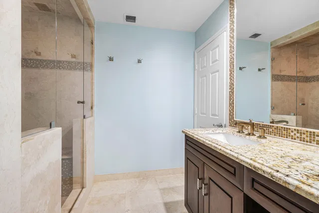  Unit 105 photo 24