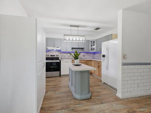Residence photo 11