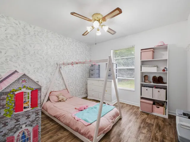 Residence photo 15