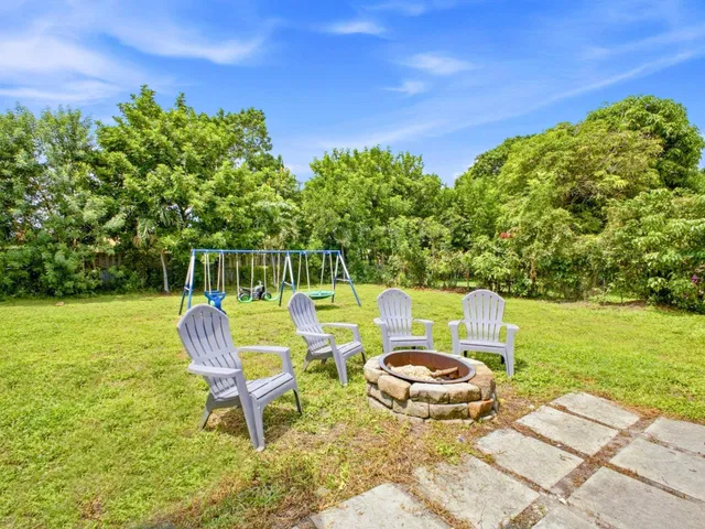 Residence photo 23